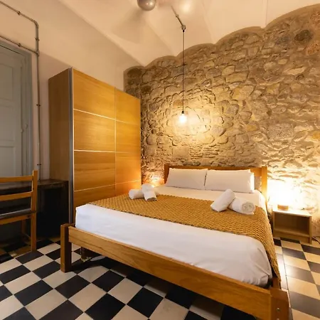 Bravissimo Les Rajoles, Unique 3-bedroom Apartmán Girona
