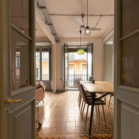 Bravissimo Les Rajoles, Unique 3-bedroom Apartamento