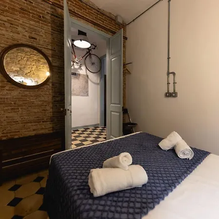 Bravissimo Les Rajoles, Unique 3-bedroom Apartamento Gerona
